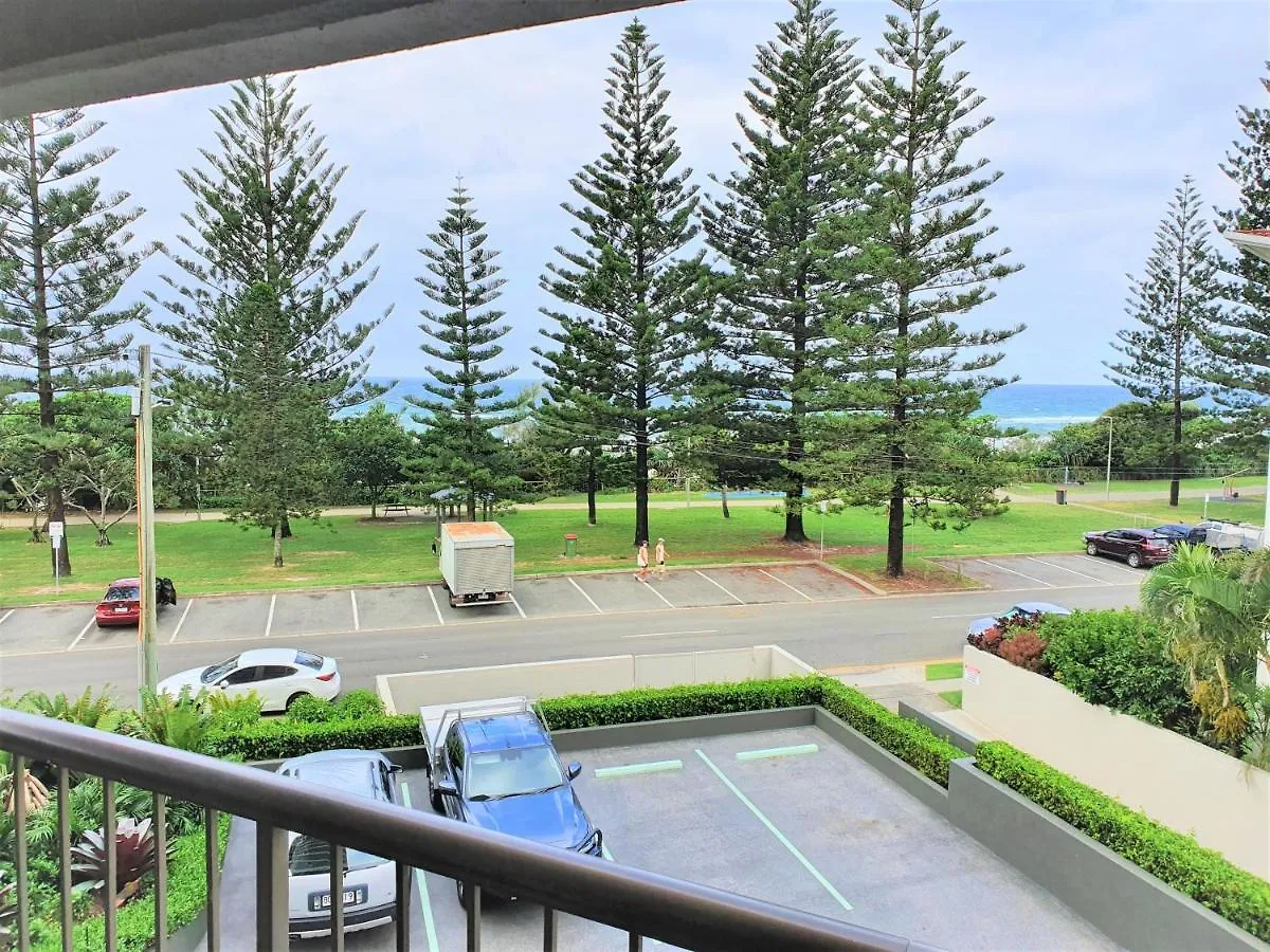 Burleigh Esplanade Apartments Gold Coast 4*,  Australia