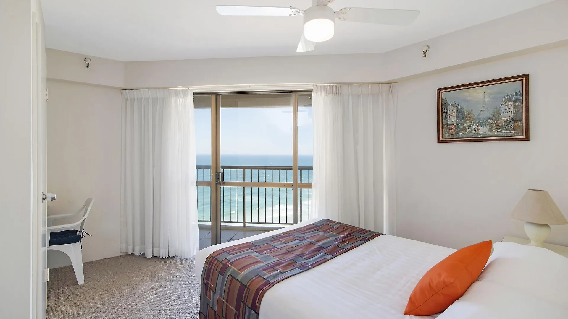 Aparthotel Burleigh Esplanade Apartments Gold Coast