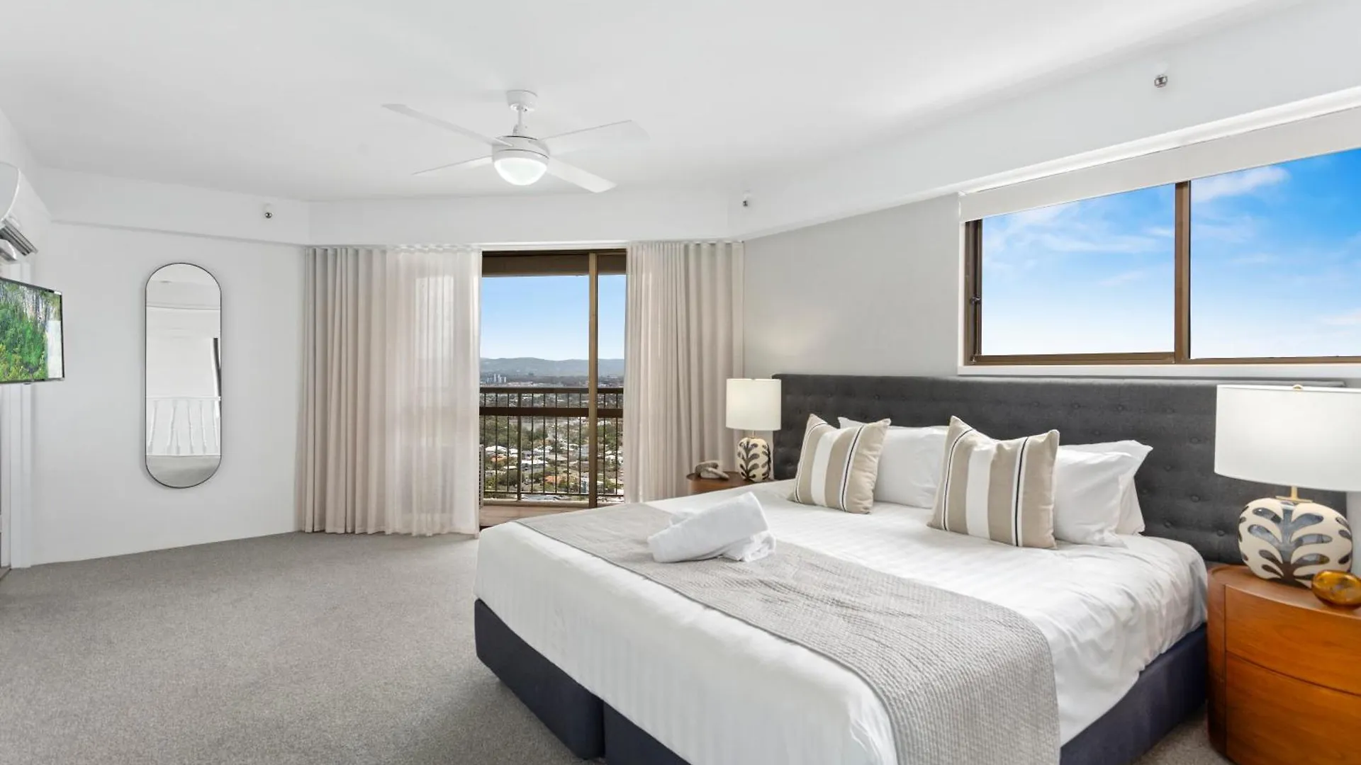 Burleigh Esplanade Apartments Gold Coast 4*,